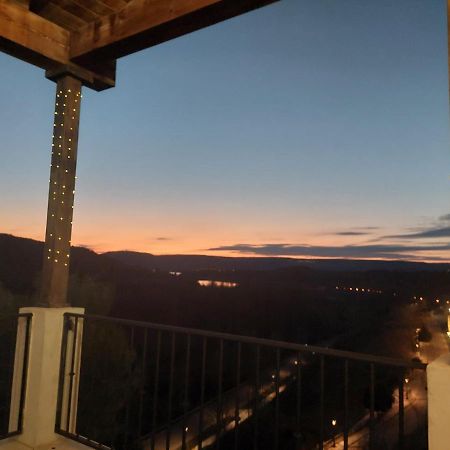 El Balcon De La Vega Hotell Pareja Exteriör bild